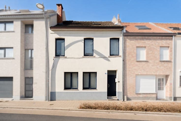 House in Leeuw-Saint-Pierre