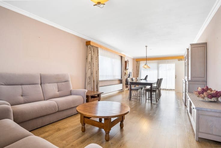 Spacious detached house with much potential in the heart of