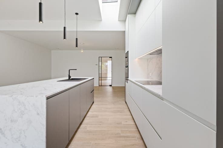 Ruime nieuwbouwwoning met 3 slpk., grote tuin en inpandig...