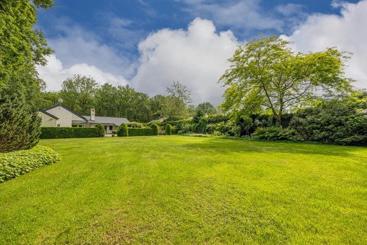 VILLA OP 3.660 M²