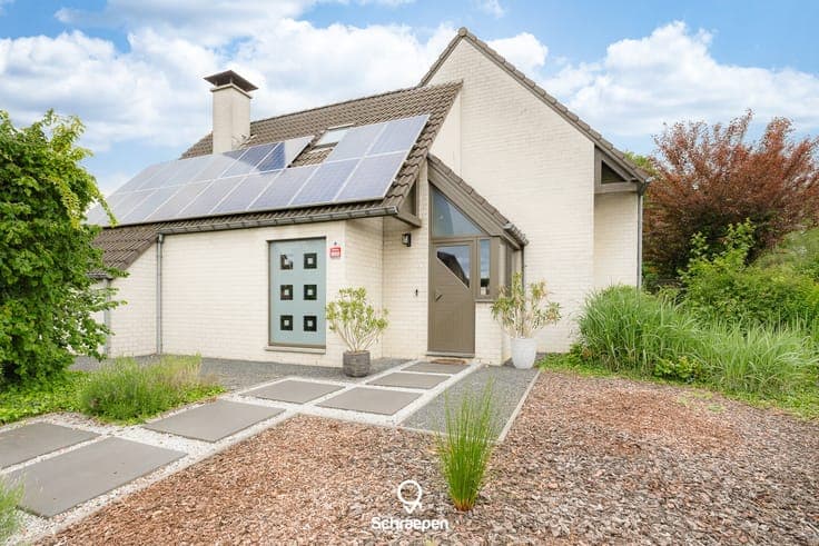 Instapklare én energiezuinige gezinswoning (257 m²) met 3...