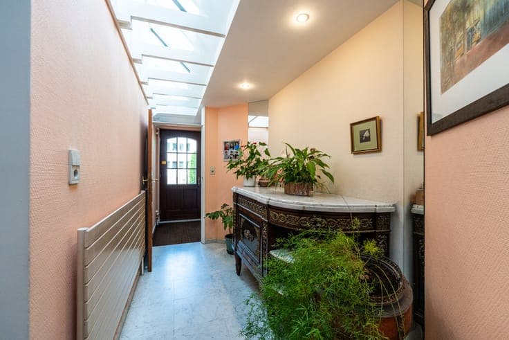 Near Stockel, semi-detached house with garden and parking