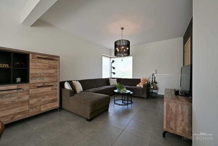 Recente HOB met 3 slaapkamers en garage te Kluisbergen!