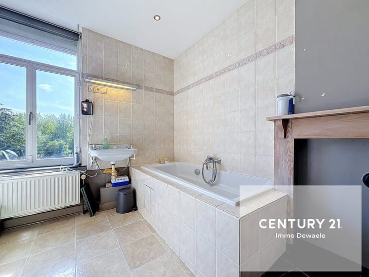Renovated 4-bedroom single-family home