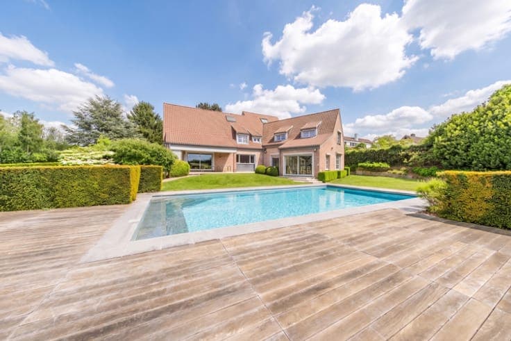 Exceptional Property Nestled in Nature with Stunning Views