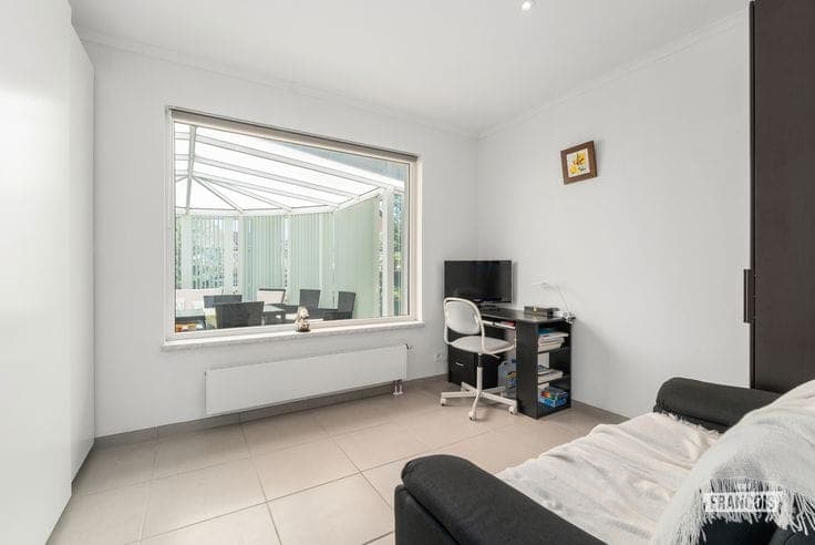 Move-in ready bungalow with 3 bedrooms in Zelzate