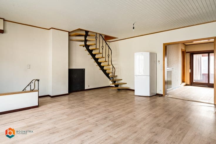 Woning met 2 slkprs te Elzenstraat