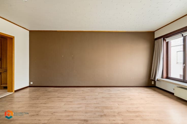 Woning met 2 slkprs te Elzenstraat