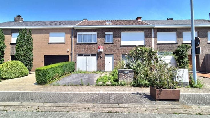 Prachtig gelegen ruime gezinswoning met 4 slaapkamers, ke...