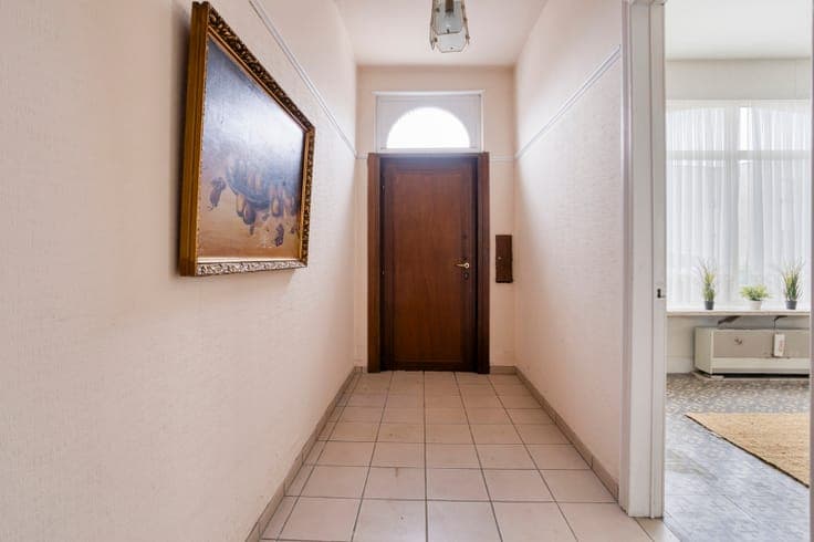 Karaktervolle halfopen woning met tuin en garage in Vinkt