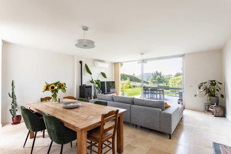 Unique home in Zulzeke with beautifull garden