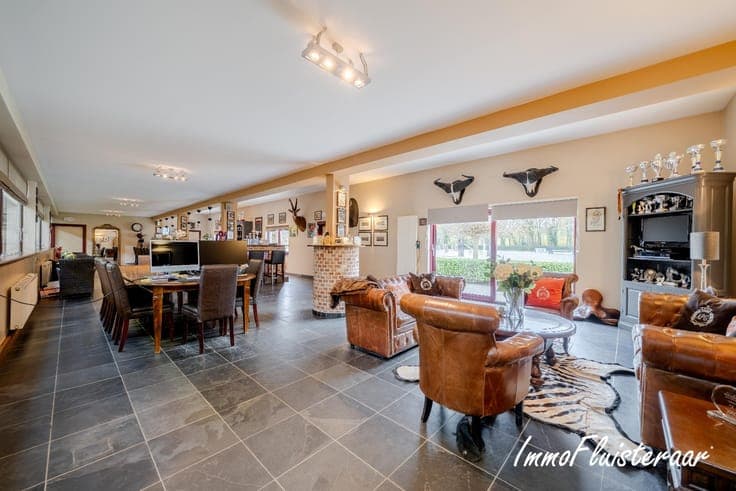Exclusive Equestrian Complex with Excellent Training Facili