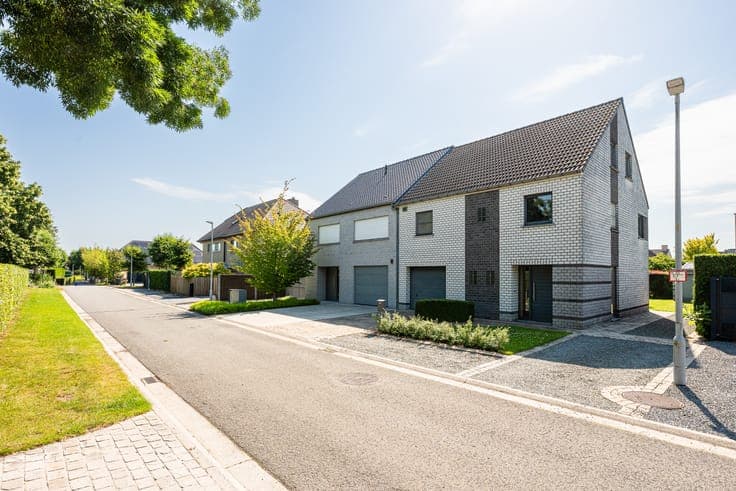 House in Spiere-Helkijn