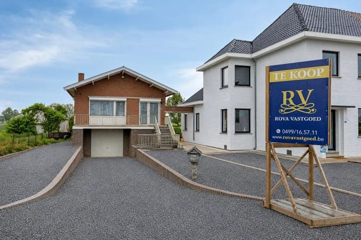 Sale - House Riemst - 349,000 €
