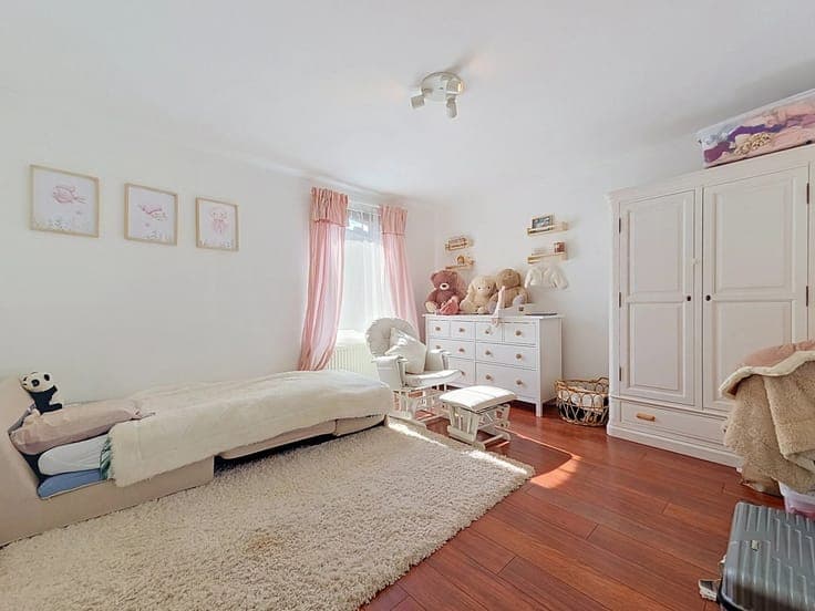 Sale - House Sint-Pieters-Leeuw - 399,000 €