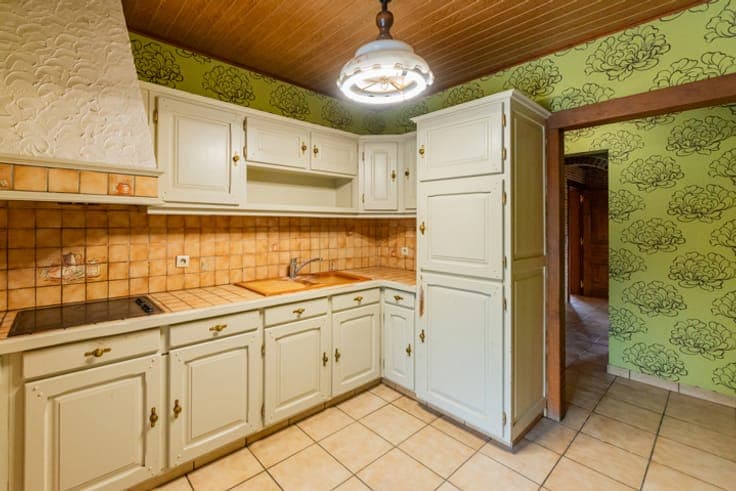 4-Bedroom Home in Pepingen