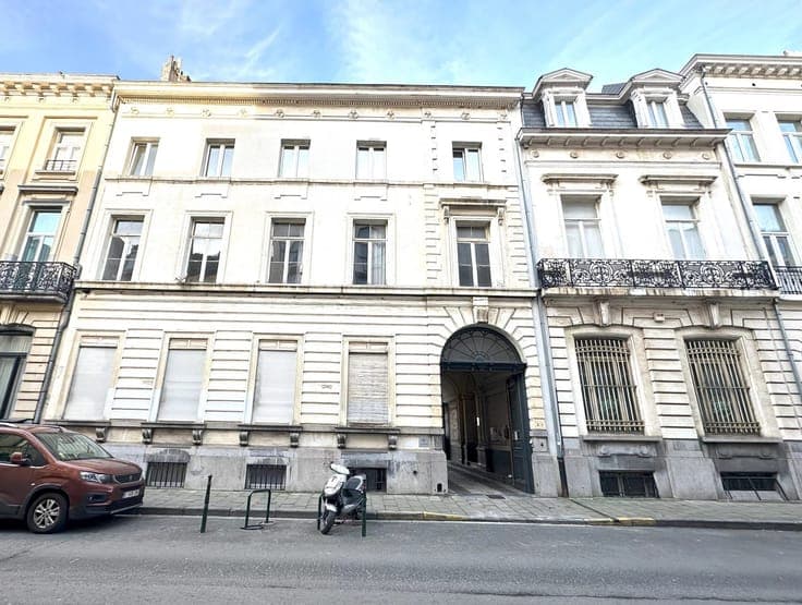 Sale - Mansion Brussels (Quartier des Quais) - 2,850,000 €