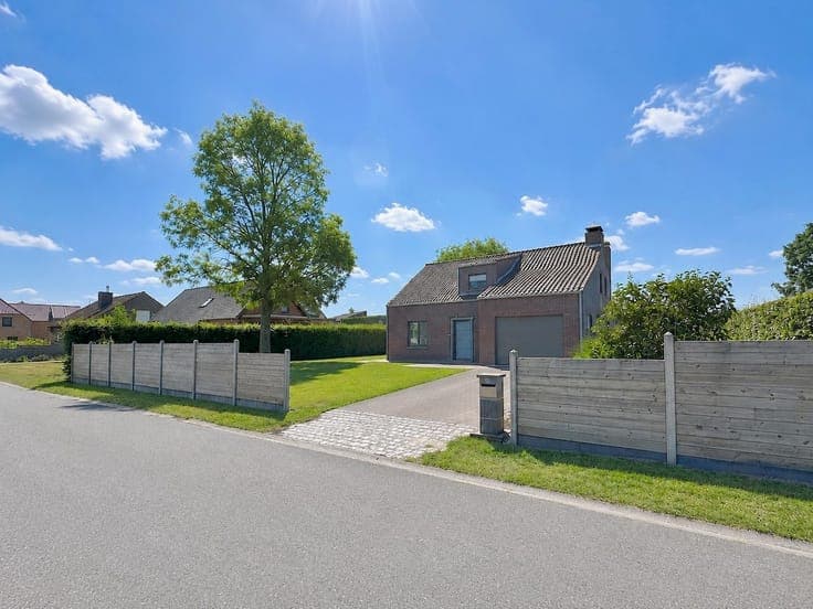House in Boekhoute
