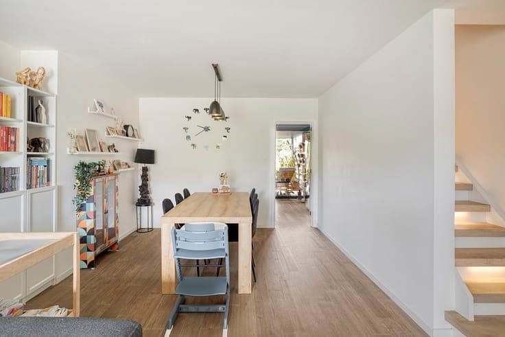 Renovated 3-bedroom family home with garden and garage