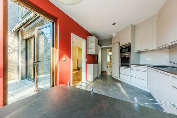 Architect house in a peaceful, sought-after cul-de-sac