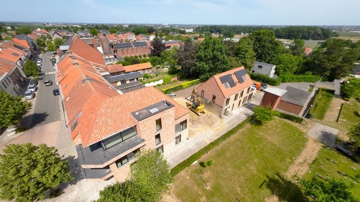 Nieuwbouw woning met 3 slpk, inpandige garage, zolder en ...