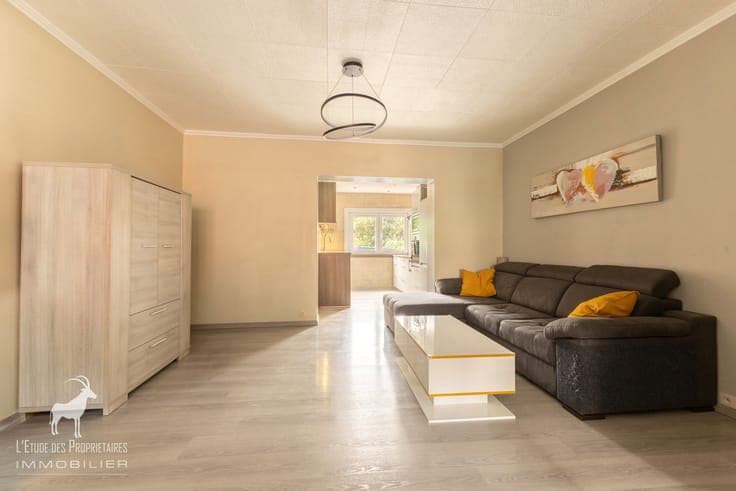 3-bedroom house for sale on MANAGE
