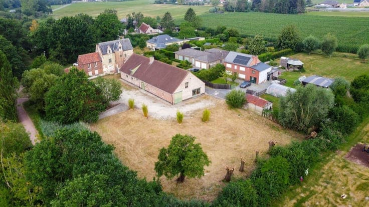 building ground (new projects)