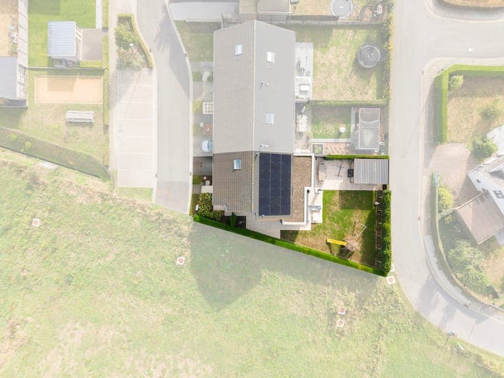 Energy-efficient family home in Oostkamp