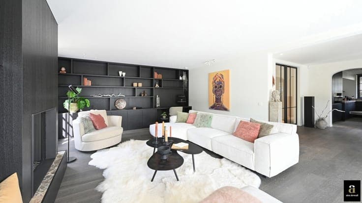 Luxurious sun-facing villa in the residential Zoute.