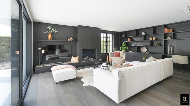 Luxurious sun-facing villa in the residential Zoute.