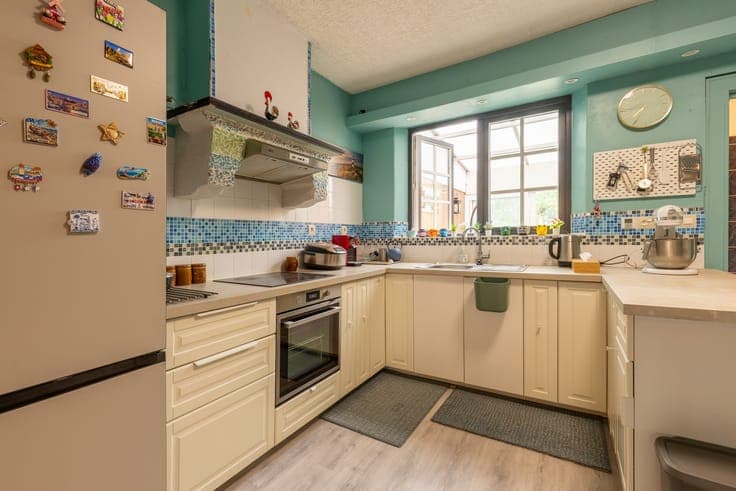 Woning met 4 slaapkamers en tuin op goede locatie