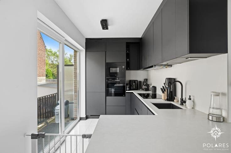 Ready-to-move-in, energy-efficient home (EPC B) with garage