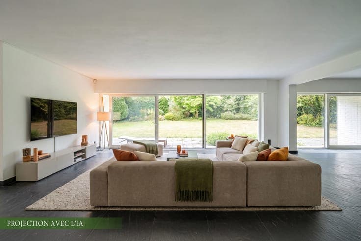 Architect-designed villa in a green oasis in La Malcense