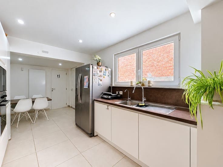 Energy-efficient home with four bedrooms and two bathrooms for sale in Willebroek