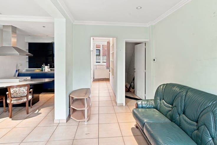 Renovation project full of potential in Sint-Genesius-Rode