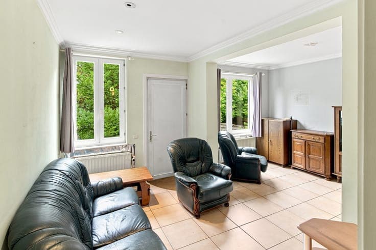 Renovation project full of potential in Sint-Genesius-Rode