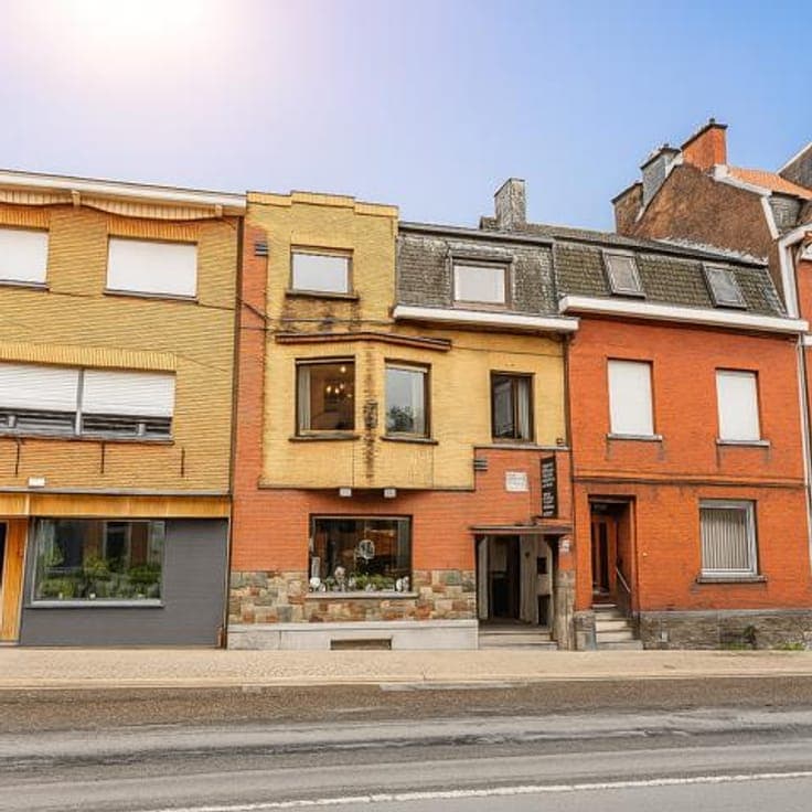 Mixed-use building 5 beds + shop & garden in Lontzen