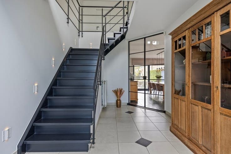 Prachtige villa met 6 slaapkamers en zwembad op rustige l...