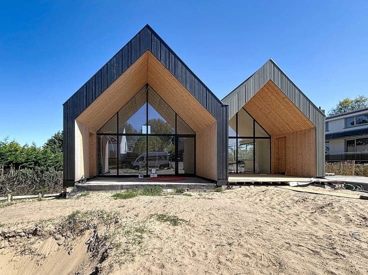 Characterful semi-detached home by the sea