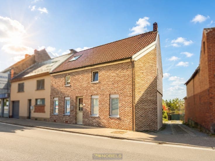 Te koop, Ruime gezinswoning met 4 slaapkamers en dubbele ...