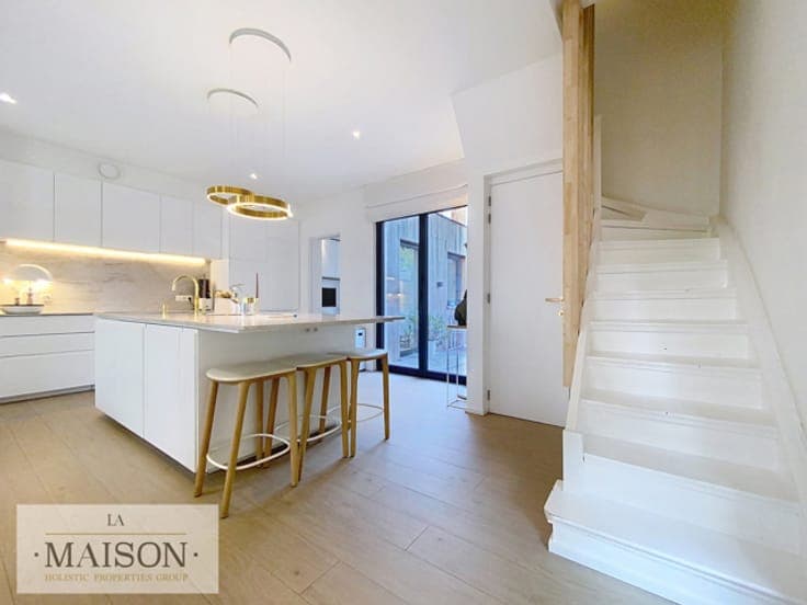 Spacious and bright 4-bedroom house – WSP