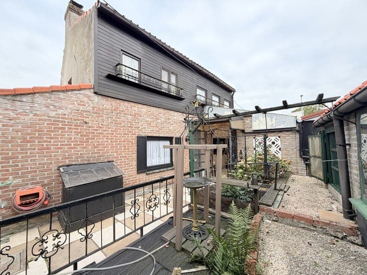 Lichtrijke woning met 2 slaapkamers en zonnige tuin