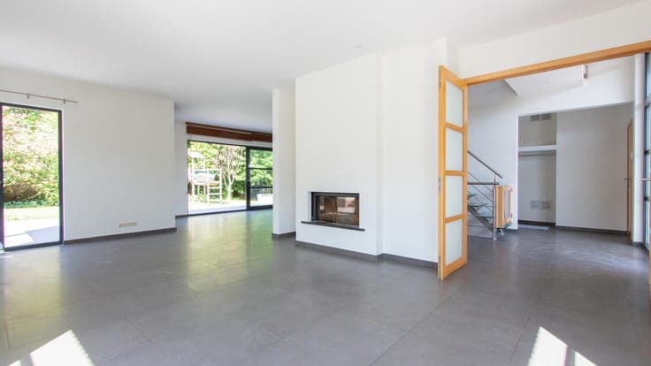 WATERLOO - Chenois - Spacious VILLA (5 bed/3 bath) with pool