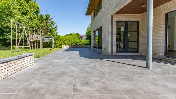 WATERLOO - Chenois - Spacious VILLA (5 bed/3 bath) with pool
