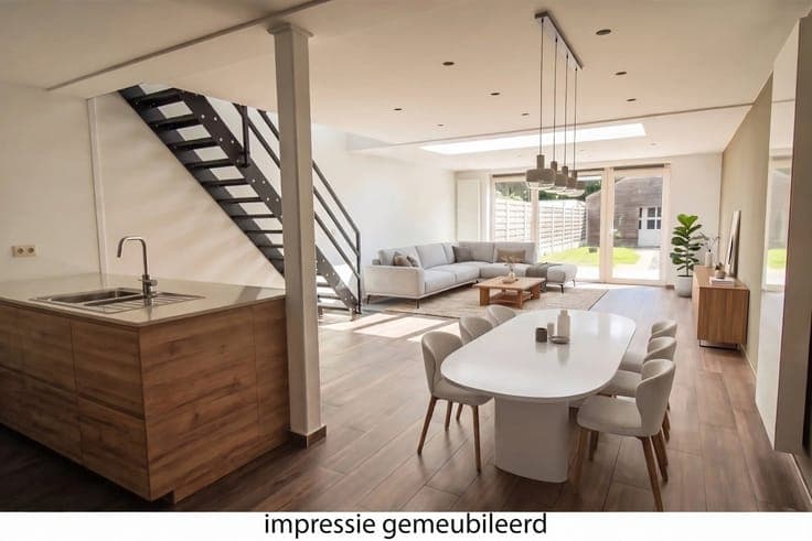 Instapklare gerenoveerde woning met tuin en bijgebouw