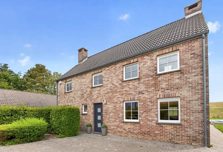 Sale - Village house Ramillies - 549,000 €