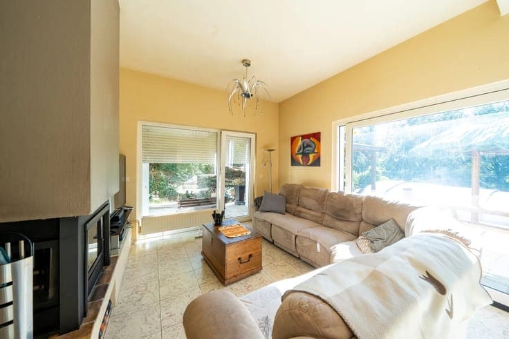 Sale - House Nalinnes - 399,000 €