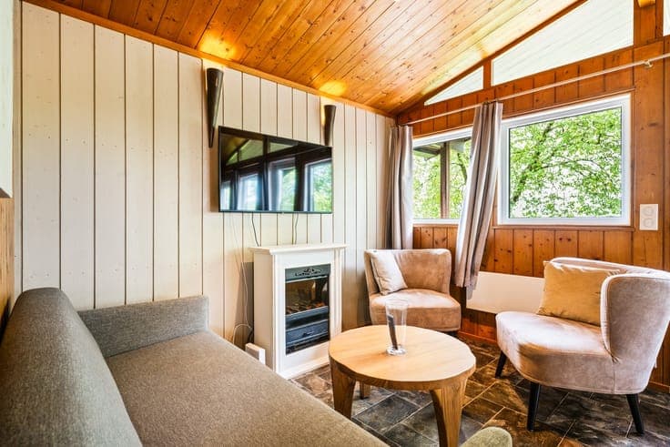 Chalet met 2 slpkrs te Hastière