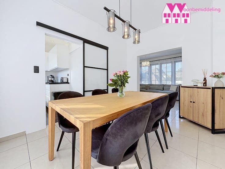Aalst: knap modern, gerenoveerde woning met 3 slpks, ruim...