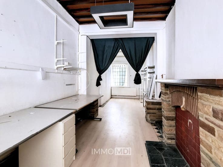 IMMO MDi - Maison de commerce de 180m²